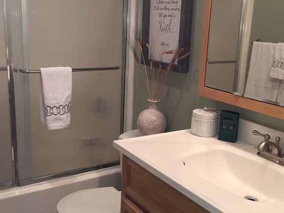 3rd image of 4703 Southwood Dr