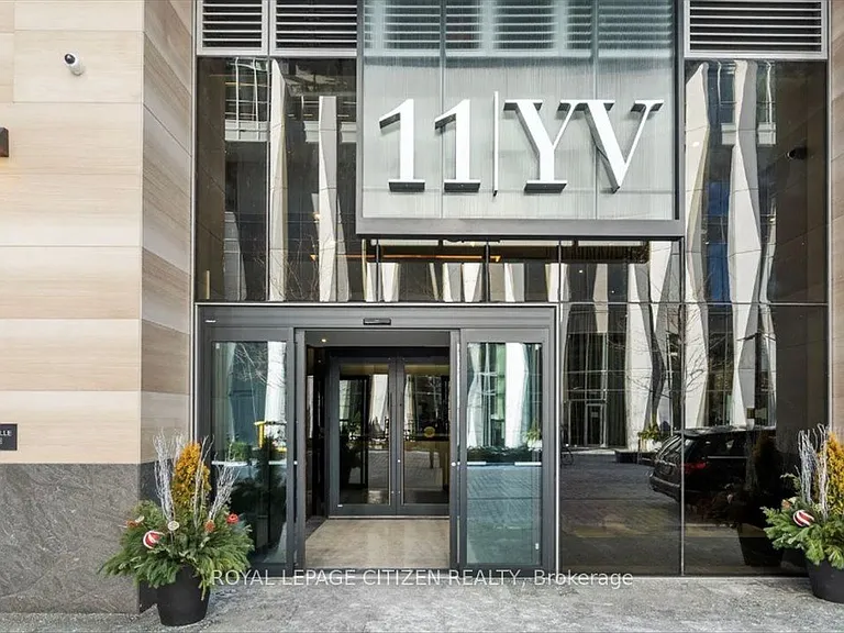 11 Yorkville Ave #6007 — Photo 1