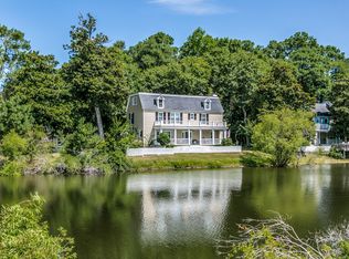 735 Mallard Pond Rd, Murrells Inlet, SC 29576