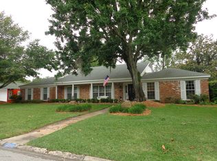 2317 S Miller Oaks Dr, Jacksonville, FL 32217