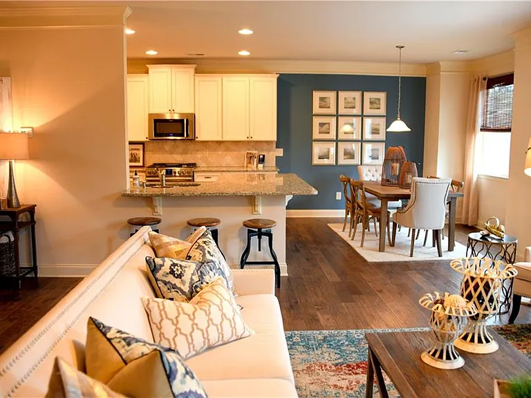 5730 Lanier Valley Pkwy — Photo 16