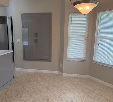 5th image of 21 Sand Dollar Dr