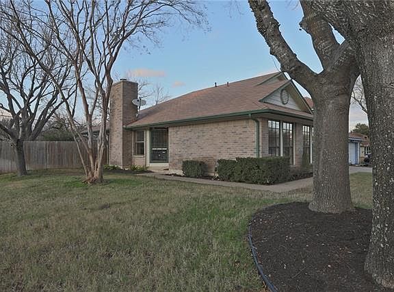 5th image of 800 Clearwater Trl