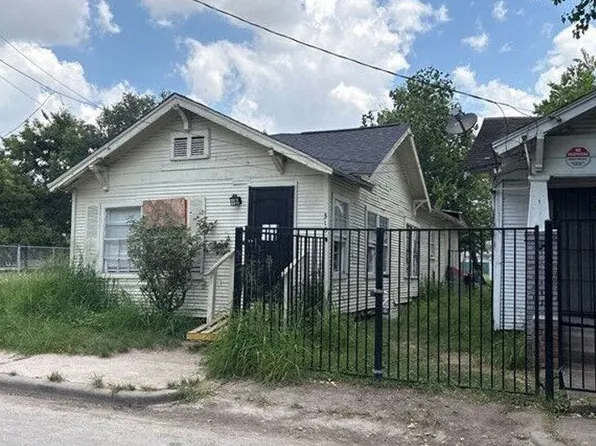 3109 Anita St, Houston, TX 77004