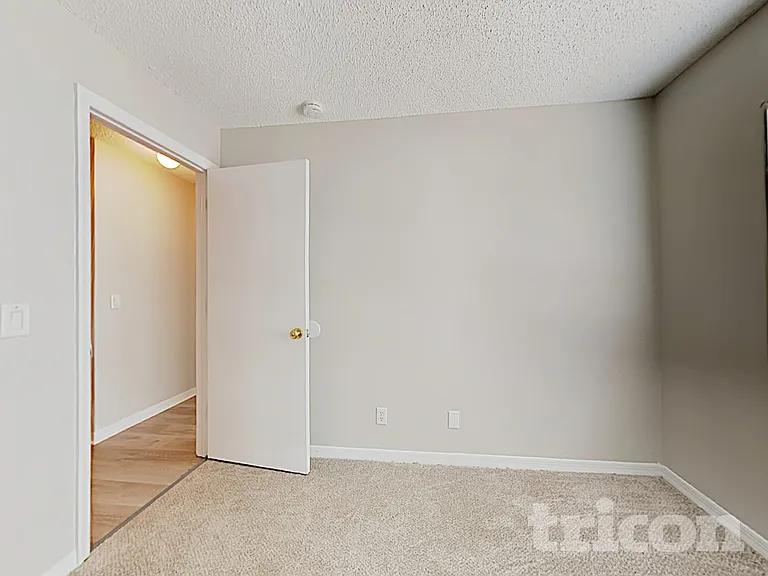 13346 Prestwick Dr — Photo 10