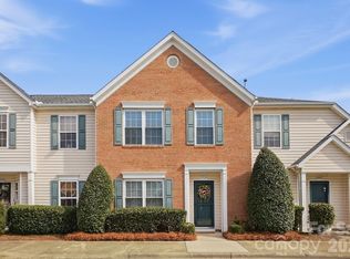 7531 Pilot Cove Ct, Denver, NC 28037