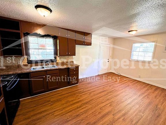 5th image of 608 Tomahawk Cir