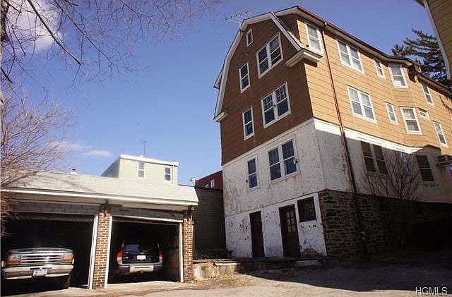 1st image of 83 Burhans Ave