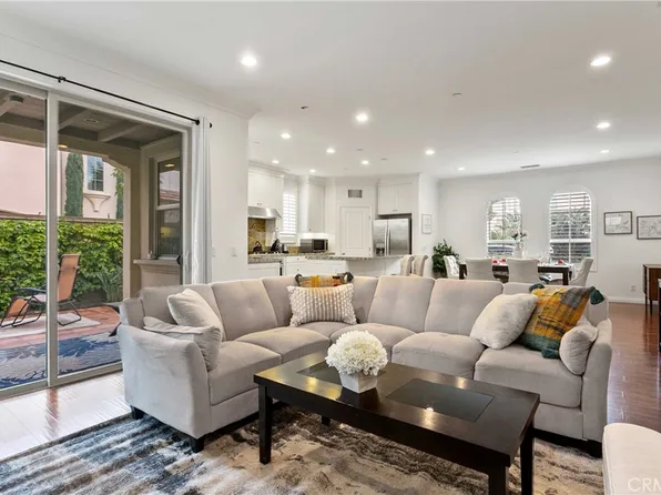 95 Hanging Gdn, Irvine, CA 92620