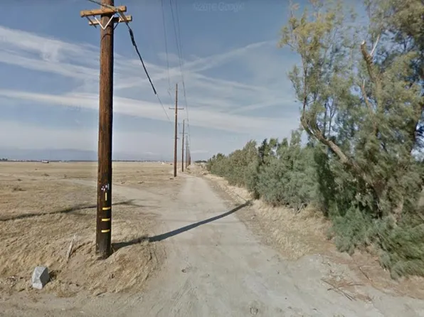 96th St W, Lancaster, CA 93536