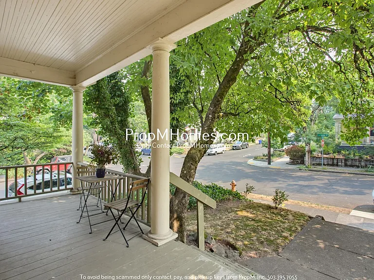 2835 SE Yamhill Street — Photo 17
