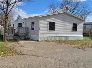 128 Par Ln, Yankton, SD 57078