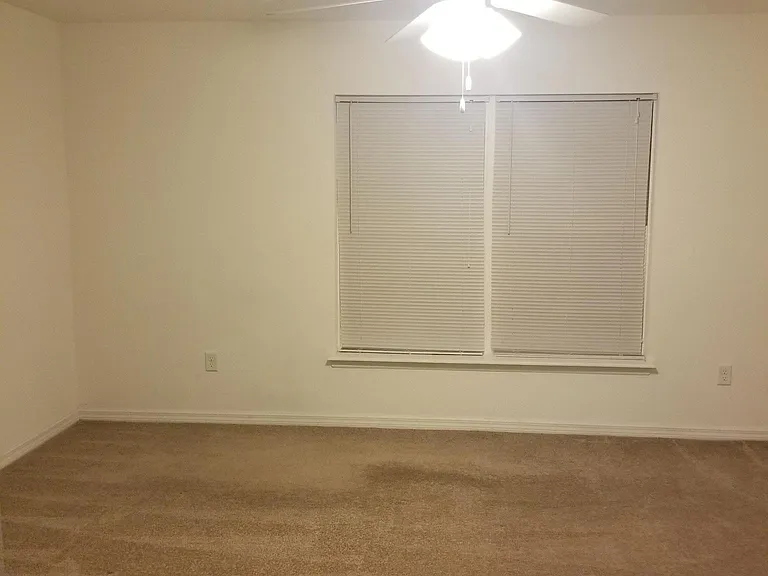 1906 Pontoon Pl — Photo 6