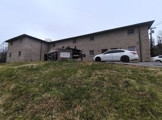 704 S 2nd St APT 8, Williamsburg, KY 40769