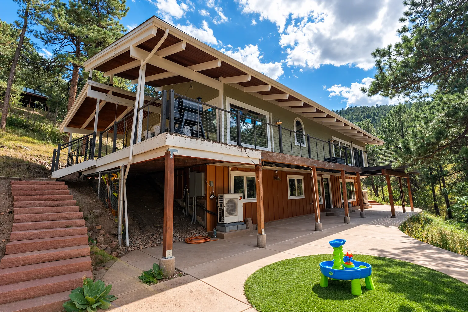 5 bed, 3231 sqft, $6,750 — Photo 4