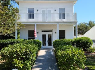 609 Crystal Beach Ave, Crystal Beach, FL 34681