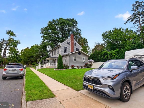3rd image of 3022 Penn St