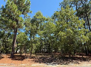 5 Fur Ct W, Pinehurst, NC 28374