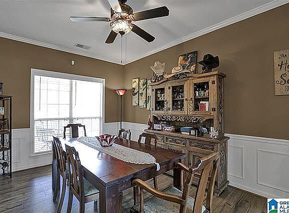 5th image of 5855 Marchester Cir