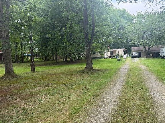 3rd image of 6948 Morningview Dr