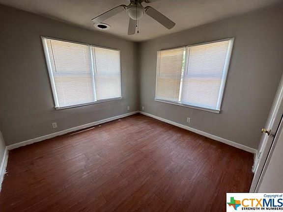 4th image of 1001 Attas Ave