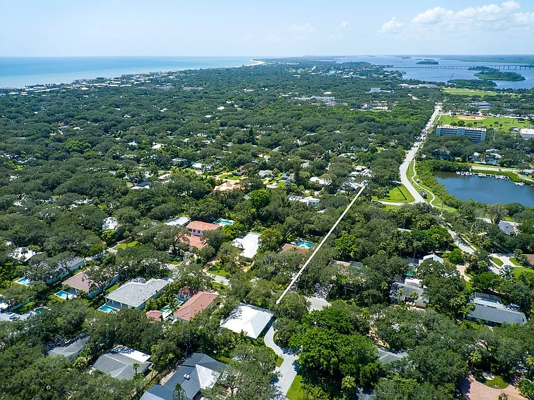 3902 Sabal Palm Dr — Photo 30