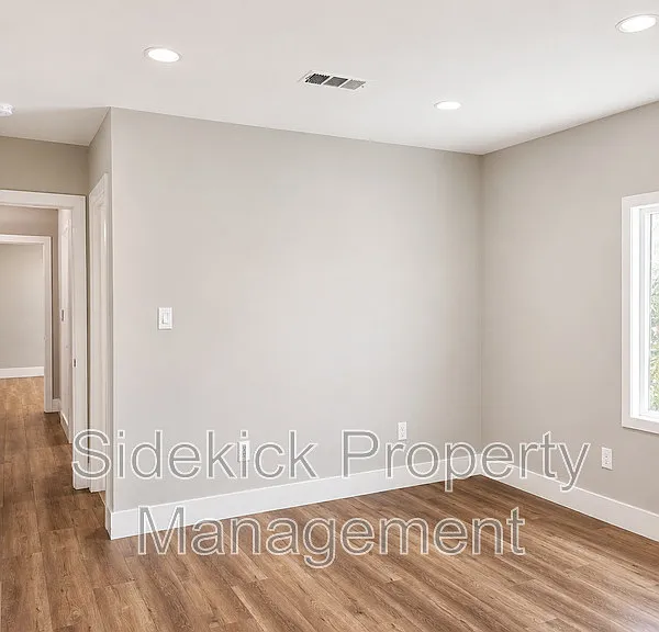 11443 Dicky St — Photo 17