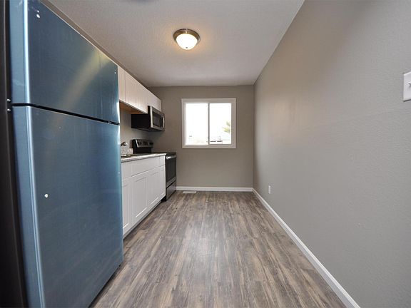 2 bedroom kitchen