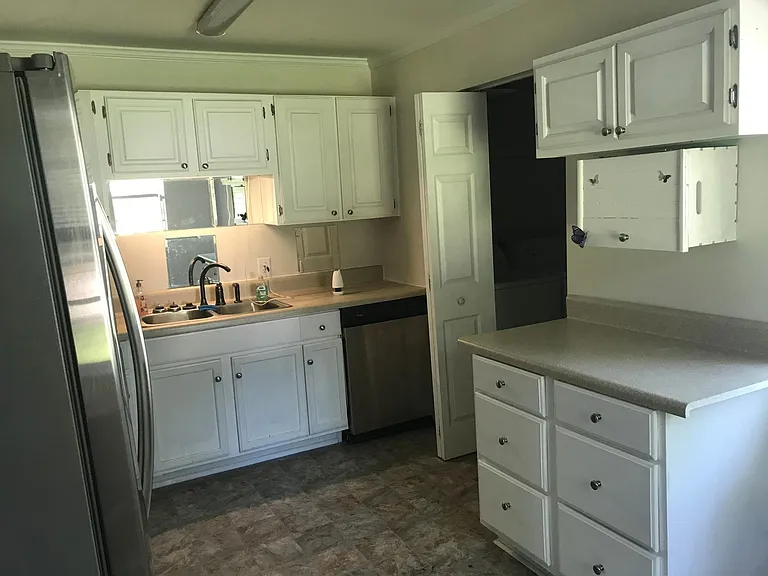 There is no longer a dishwasher.