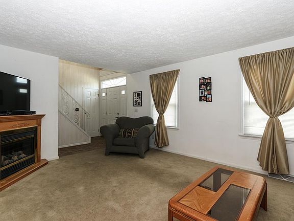 3rd image of 5660 Alomar Dr