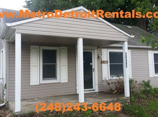 26485 Goddard Rd, Taylor, MI 48180