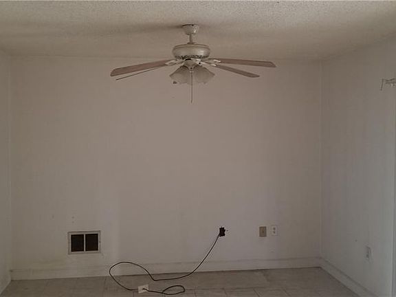 5th image of 3042 N Windchime Cir