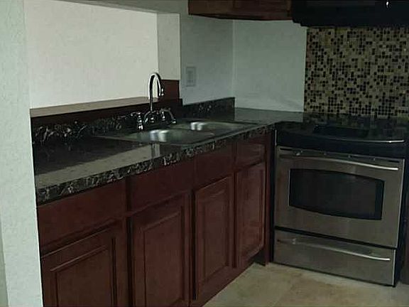 4th image of 8770 Royal Palm Blvd #2052