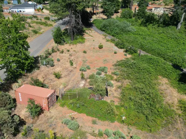 6674 Ishi Dr, Magalia, CA 95954