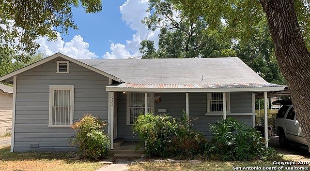 1st image of 922 Edison Dr