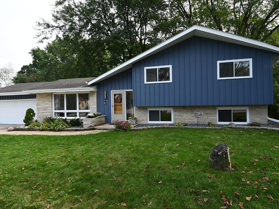 1st image of 619 Sunset Dr