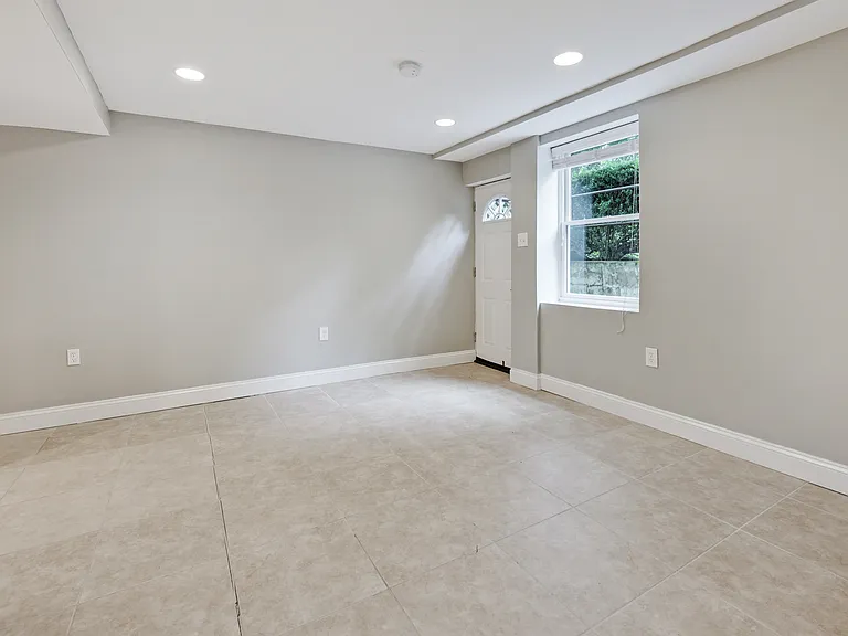 6811 Lemon Rd — Photo 30