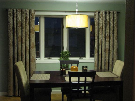 5th image of 828 10th Ave N