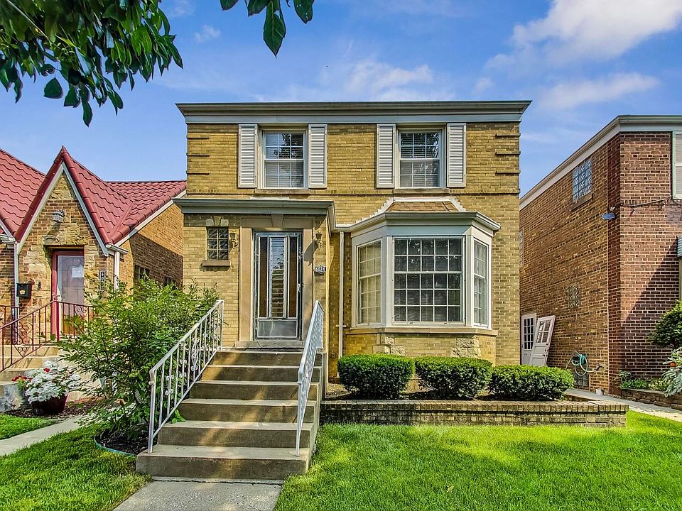 1st image of 6024 W Cornelia Ave