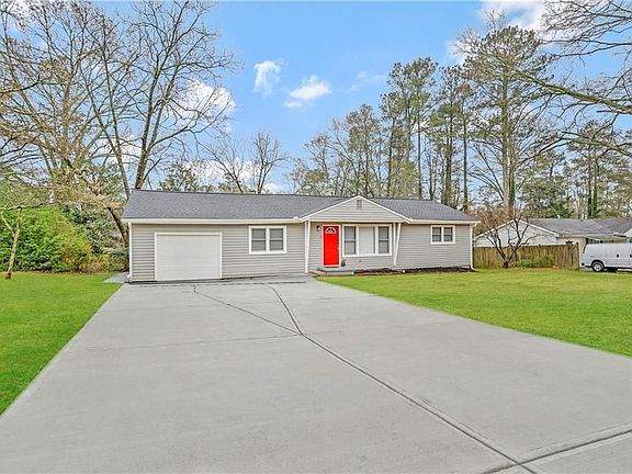 2nd image of 1965 Frank Ln SE