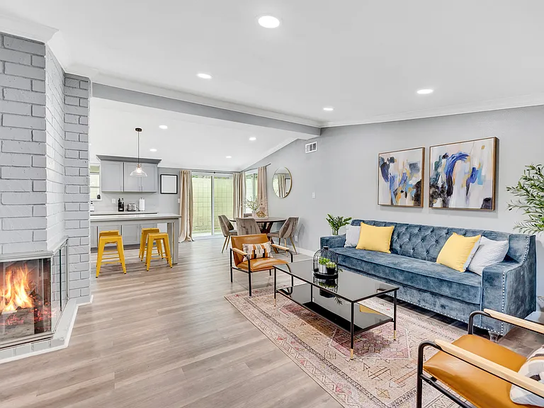 9582 Parade St — Photo 37