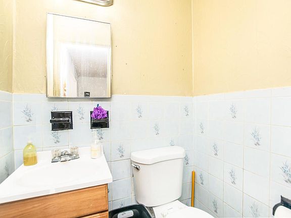 5th image of 2112 Lacombe Ave