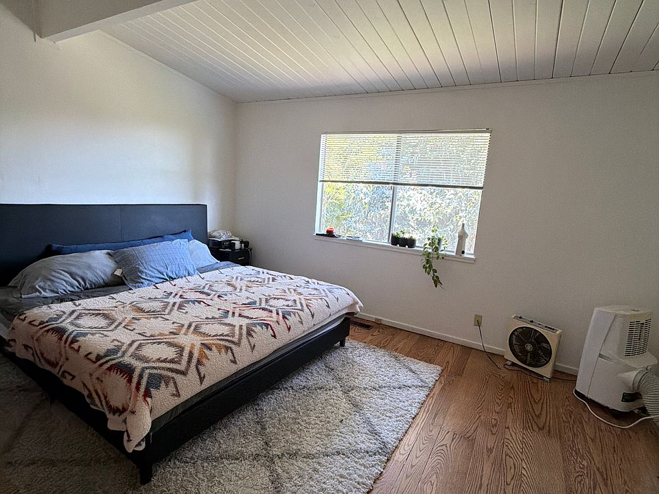 1st image of 21 Millbrae Ave #A