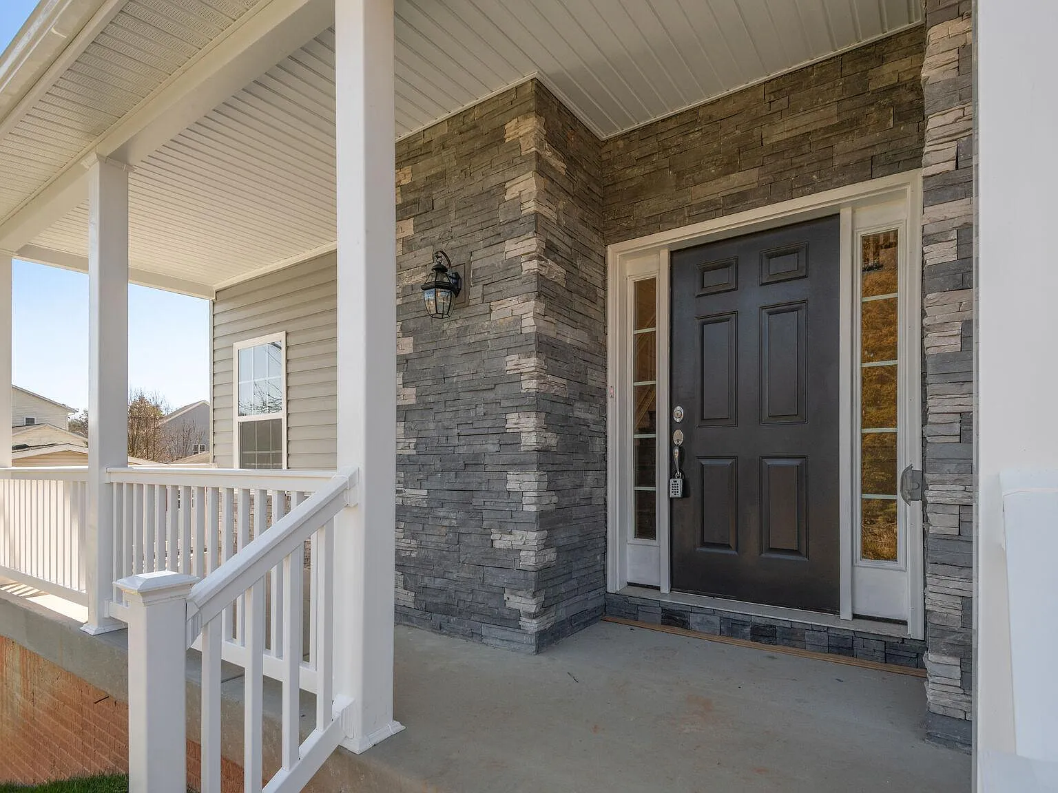 4 bed, 3.5 bath, 3500 sqft, $4,100 — Photo 4