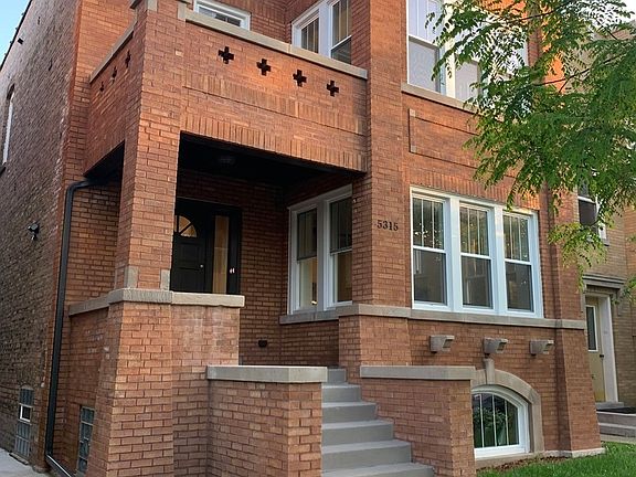 3rd image of 5315 W Montrose Ave