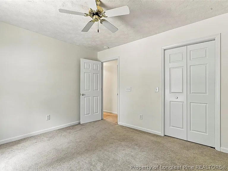 709 Essex Ct — Photo 22