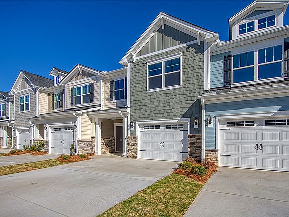 3rd image of 221 Nautique Ct