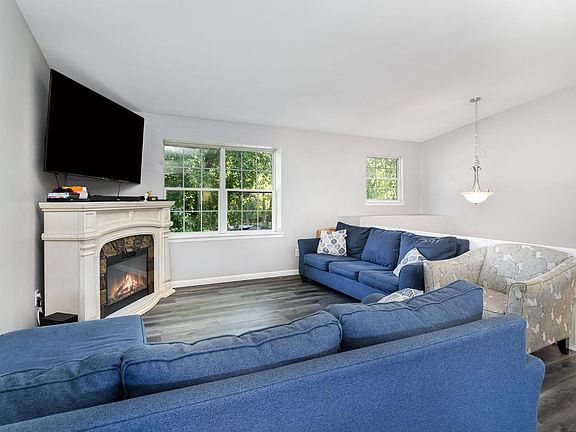 4th image of 6619 Kimdee Ave