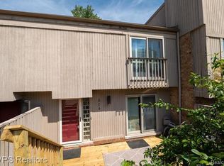 804 S Oak Brook Ridge Dr #149, Rochester, MI 48307