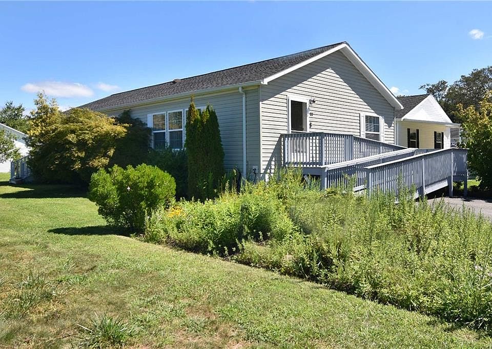 1st image of 33 Blackbird Ct